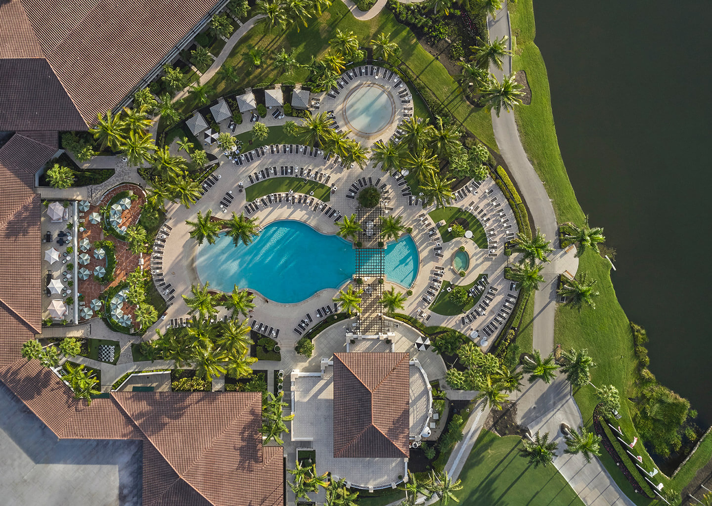 Aerial view of PGA resort's resort and pool